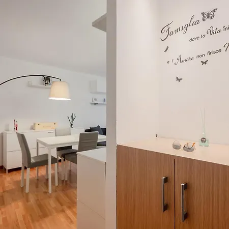 Apartamento Guesthost - La Casetta Del Golfo - La Spezia