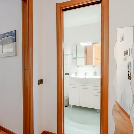 Guesthost - La Casetta Del Golfo - Apartamento *