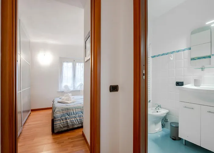 아파트 Guesthost - La Casetta Del Golfo - *